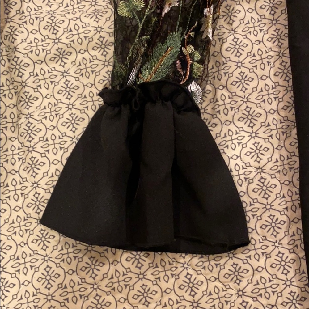 Dress - Picture 2 of 4